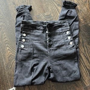 JBrand - ankle skinny, distressed at back of ankle